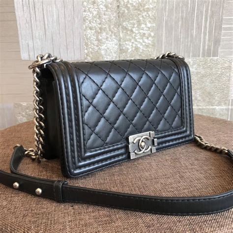 chanel black medium quilted boy bag